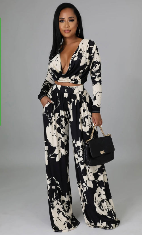 Class Act Flower Two-Piece Set - Multi